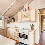 Edvardine - 400m From The Sea By Interhome *