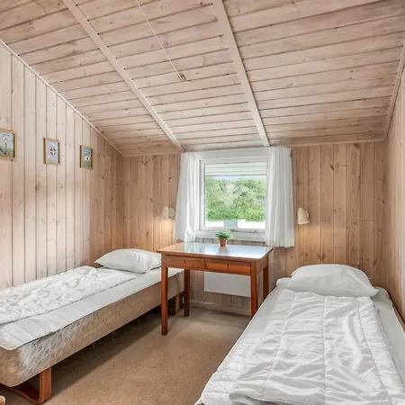 Holiday home Edvardine - 400m From The Sea By Interhome Fano