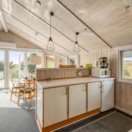 Edvardine - 400m From The Sea By Interhome Feriehus